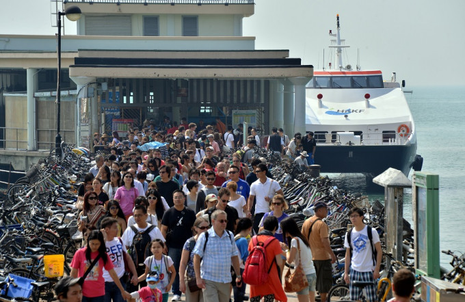 政府提升码头工程,以榕树湾作试点,预计2020年完工。资料图片