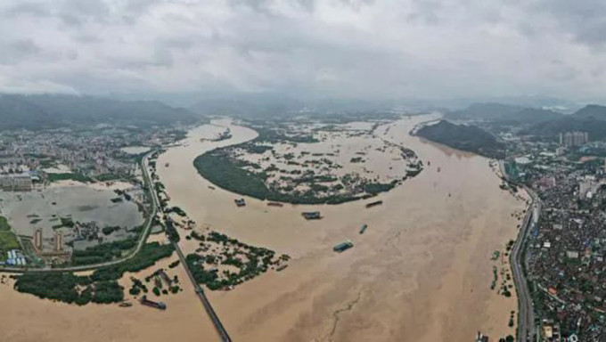 廣東英德特大洪水已超過歷史實測最高水位。