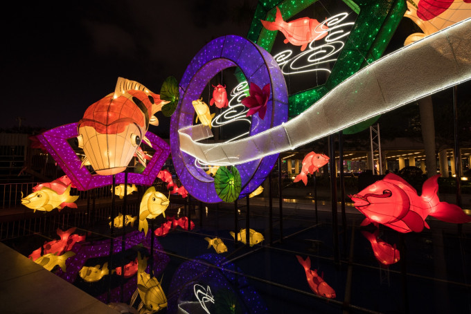 文化中心露天廣場舉行綵燈展「魚躍香江樂滿城」