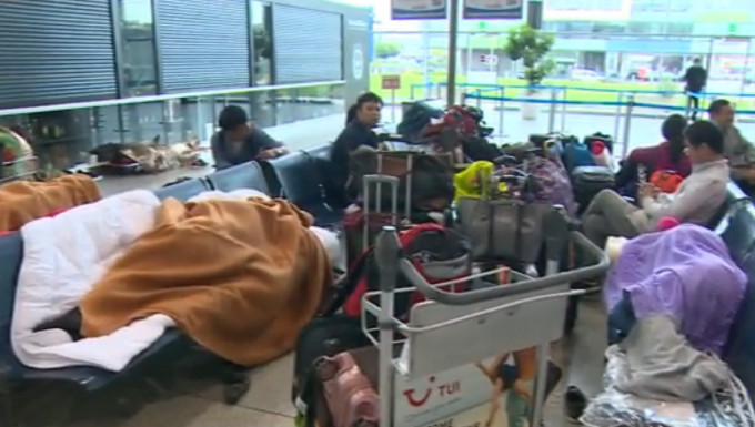旅客被迫滯留比利時。網圖
