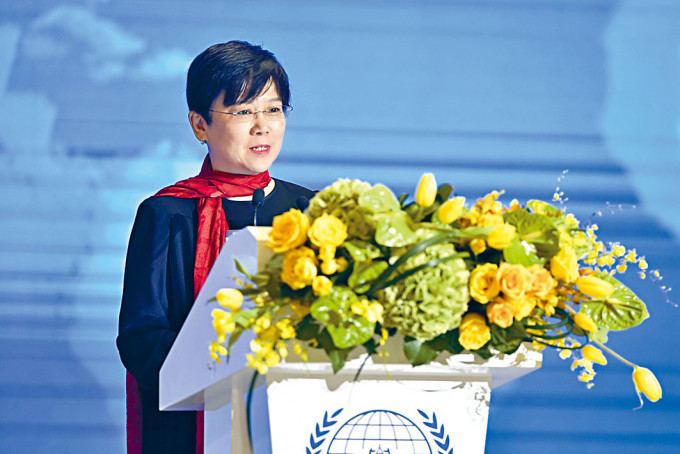 李小林卸任中國人民對外友好協會會長。
