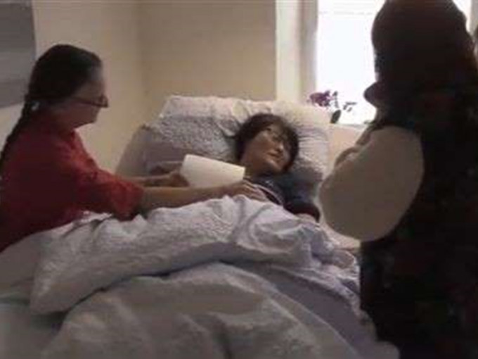 日本NHK電視台將女子追求安樂死的過程拍成紀錄片。  影片截圖