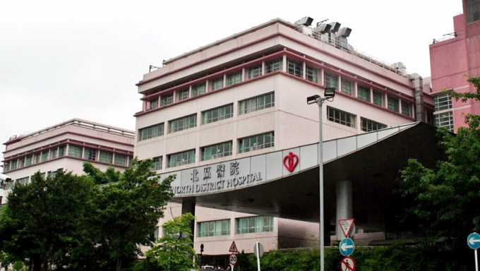 23岁男事主面及手部受伤，清醒被送往北区医院治理。