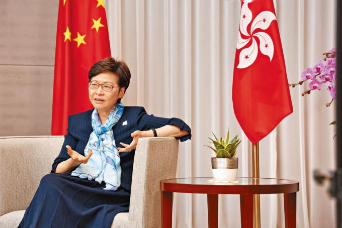 林郑表示，自从《香港国安法》实施后，官员做事更有「底气」。