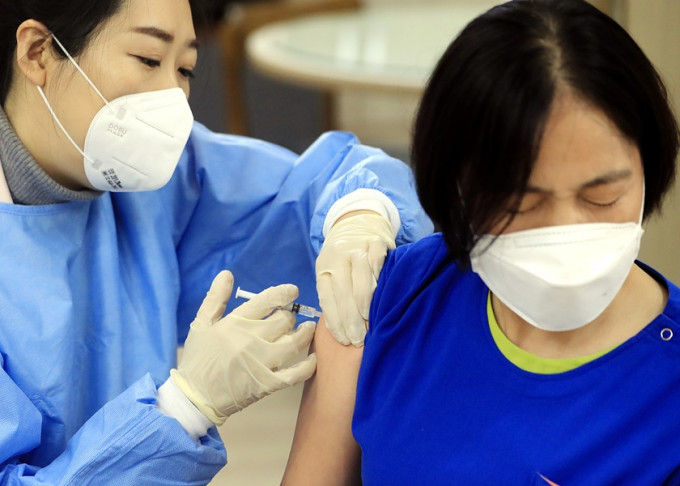 南韩逾一千万人已接种新冠疫苗。新华社资料图片