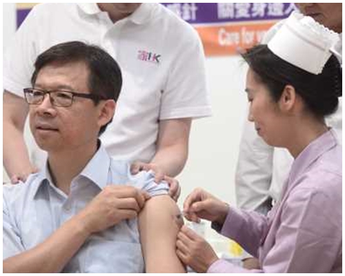 公立醫院及普通科診所由去年11月3日起，為符合資格的市民注射季節性流感疫苗。資料圖片