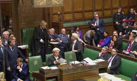 英國國會下議院以498對114票二讀通過法案。AP