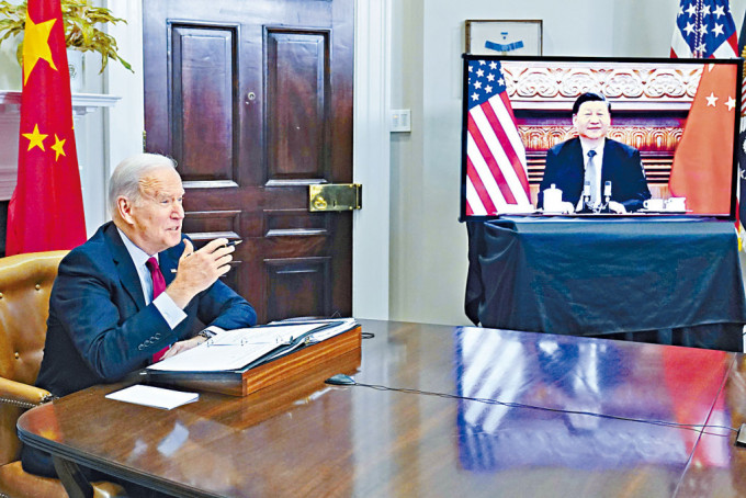 去年十一月，拜登与习近平举行视像会晤。