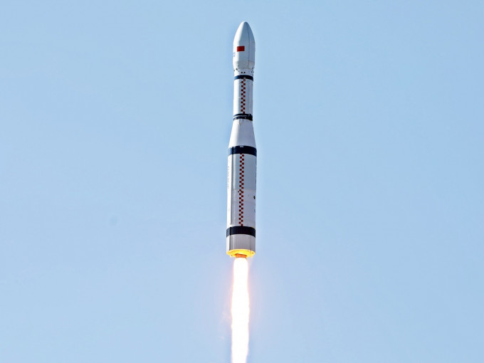 长征6号运载火箭升空。