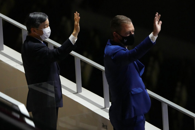 （左起）日皇德仁和残奥会主席帕森斯。AP图片