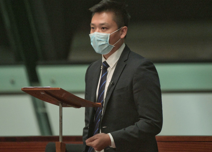 立法会环境事务委员会主席郑泳舜。