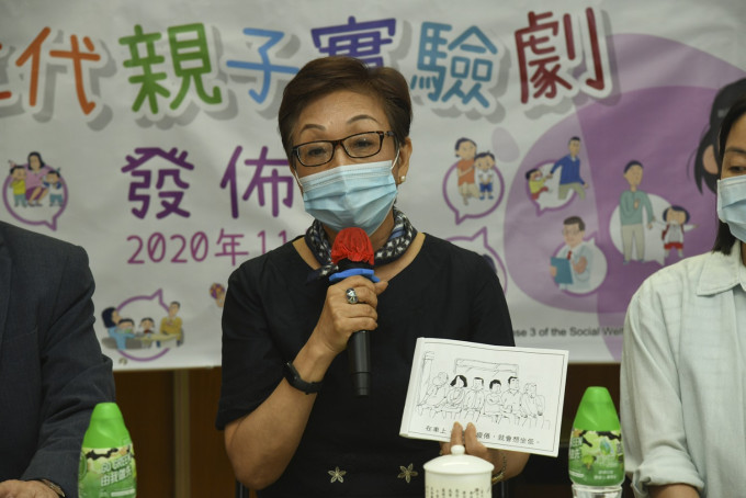 香港幼儿教育人员协会会长周慧珍欢迎当局统一发放流感疫苗。资料图片
