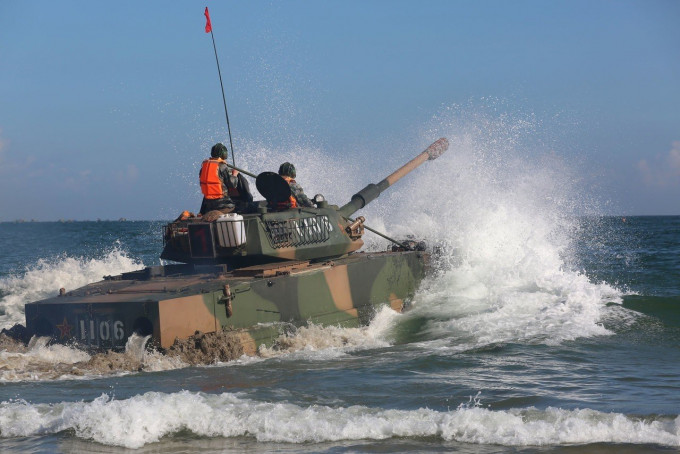 大陸解放軍2017年曾在東山島海域實施兩棲操演。網上圖片