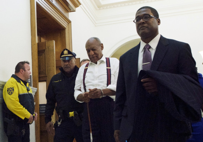 美國著名黑人笑匠標哥士比（Bill Cosby）周二被判入獄3至10年，法官將他歸類為「性暴力掠奪者」。 AP