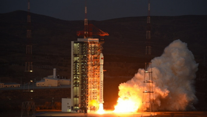 中国再次成功发射一箭双星。