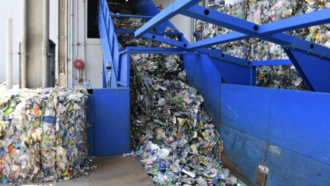 绿惜地球指可降解塑胶混入传统塑胶或会导致整批物料不能回收，促请政府尽快规管。资料图片