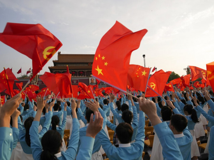 习近平指只有中国特色社会主义才能发展中国。新华社图片