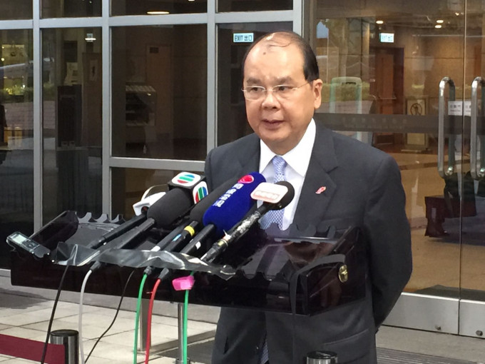 政务司司长张建宗表示肯定取消强积金对冲。