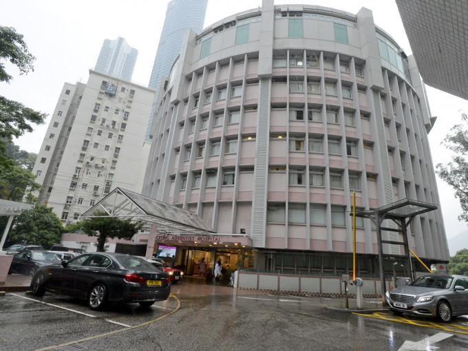 香港港安医院（司徒拔道）一名82岁男病人今年4月以错误输液速度接受强心或升压药物。资料图片