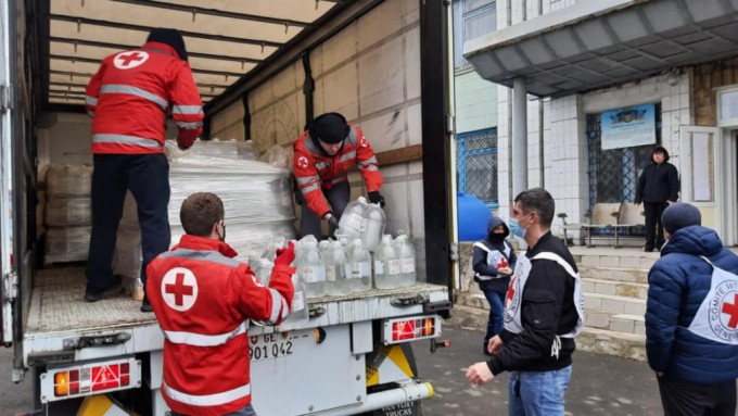 国际红十字会在今次俄乌战争上，多次于乌克兰城市进行救援。互联网图片