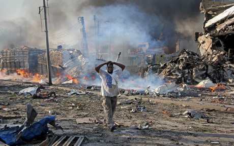 索马利亚首都摩加迪休昨天发生爆炸案。AP