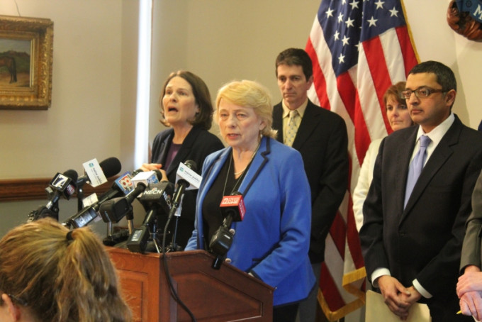 緬因州州長米爾斯（Janet Mills）宣佈該州進入緊急狀態，並建議全州關閉學校。(網圖)