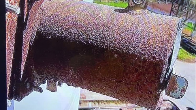 泰國巴真府14日公布不翼而飛的鋼管照片。這段鋼管含有高輻射物質銫-137，影像攝於去年12月。 美聯社