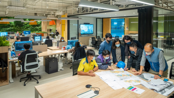 新鸿基地产发展有限公司于高铁西九龙站建立数码化项目中央办公室。