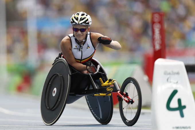 残奥轮椅竞速比赛的轮椅有专属设计，令运动员在赛事上取得更快的时间。