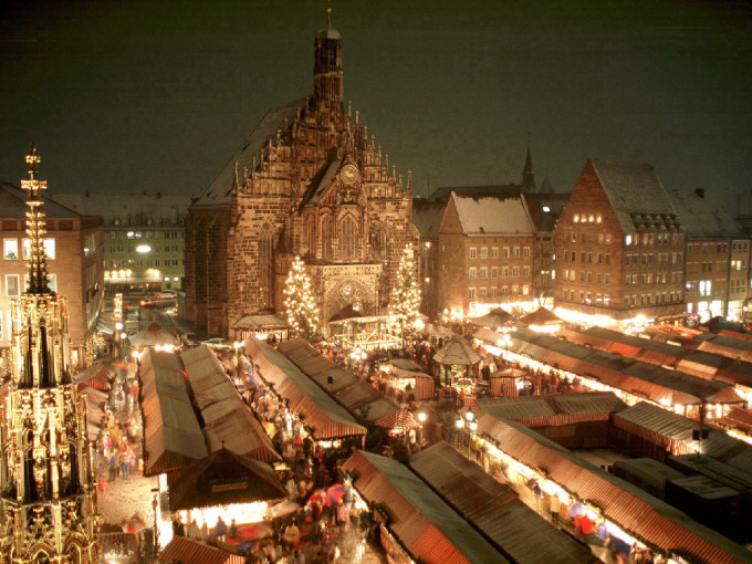 德國紐倫堡的聖誕巿集節日氣氛濃厚。（網上圖片）