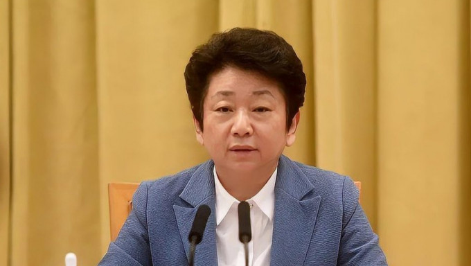 黄莉新已任上海市人大常委会党组书记。