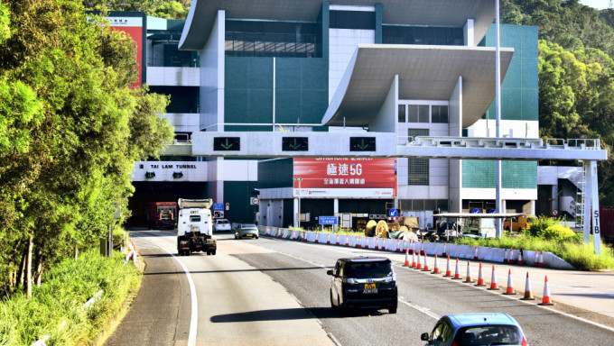 大榄隧道︱陆颂雄倡非繁忙时间免隧道费  政府：对意见有保留