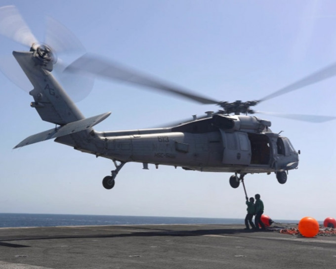 美军同款的MH-60S直升机。Reuters