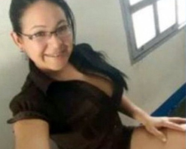 哥伦比亚女教师逼男学生上床，否则考试不及格。