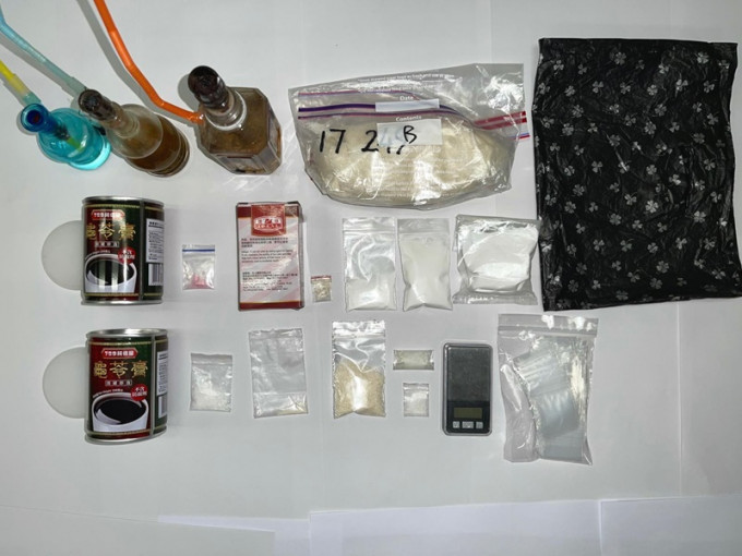警方檢獲市值約21萬1千元毒品。圖:警方提供