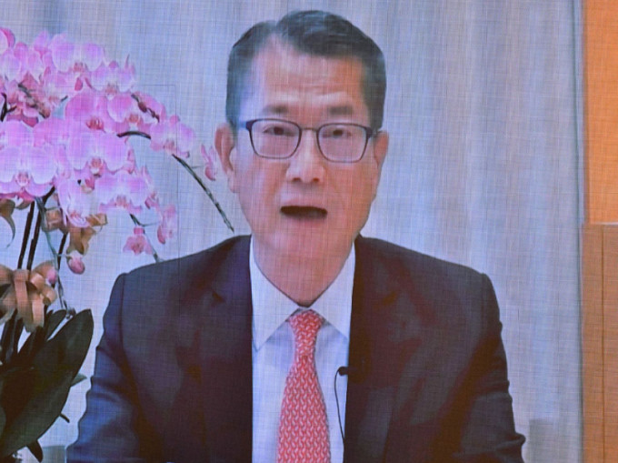 財政司司長陳茂波透過視像形式在會上致辭，呼籲本港社會捉緊前海機遇。