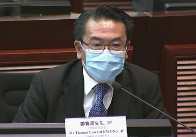 法律援助署署长邝宝昌表示，如申请人符合法援资格，根据法例法援署有责任批出法援。