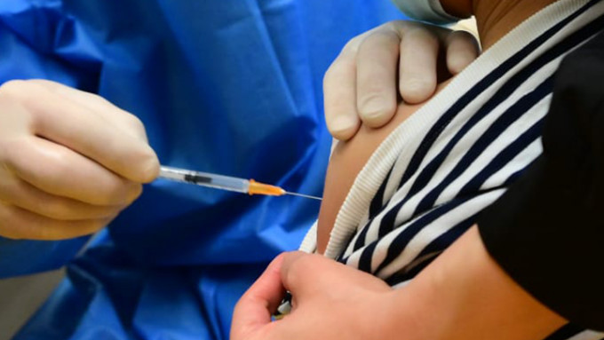深水埗地区康健中心3月23日起提供复必泰疫苗接种服务。资料图片