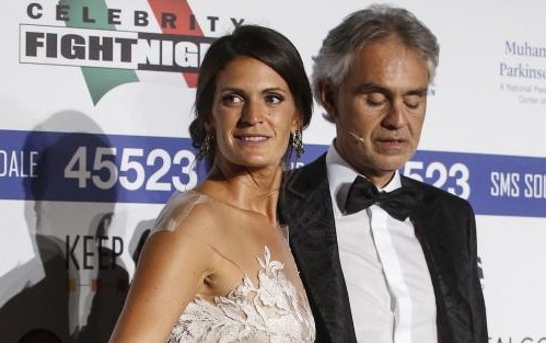 Andrea Bocelli与太太及仔女，3月时曾患上新冠肺炎。