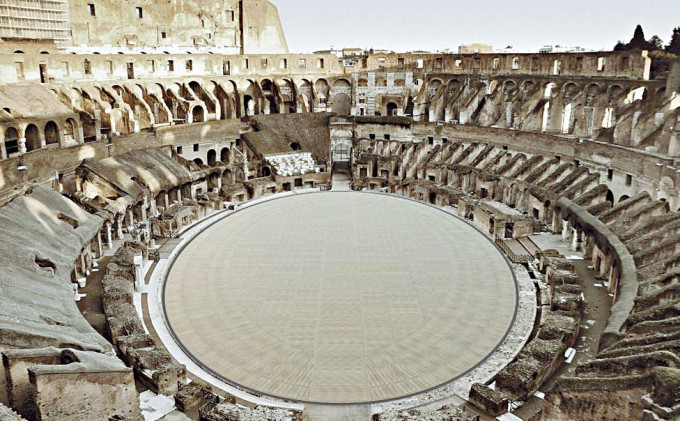 罗马斗兽场舞台中央铺上地板后的绘图。
