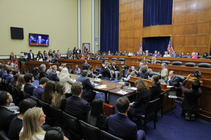 美国众议院监督委员会举行针对总统拜登弹劾调查的首场听证会。路透社