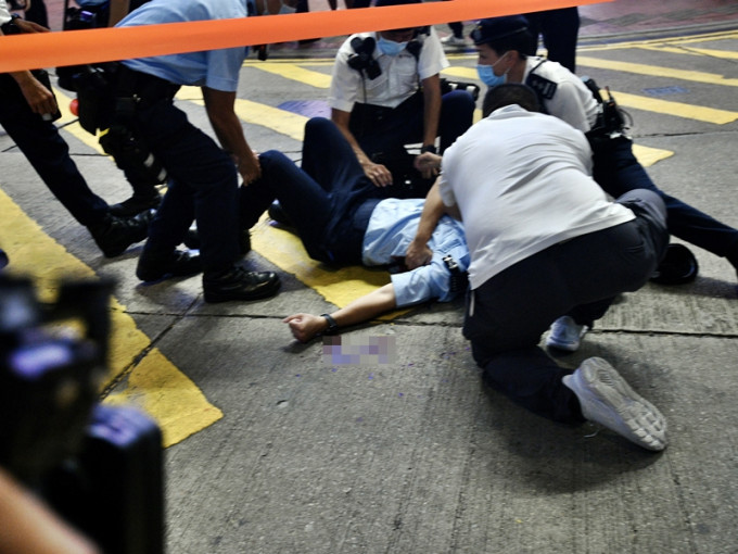 有警員本月1日晚上於銅鑼灣被一名男子持刀刺傷。資料圖片