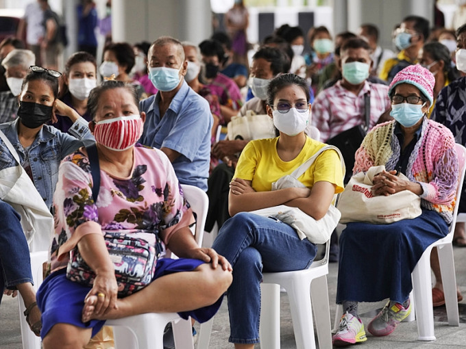 泰国新增11,397宗新冠肺炎确诊个案。AP图片