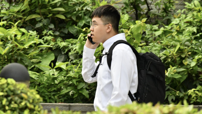 屈君鵬2019年於太子港鐵站非法禁錮男警要求刪相，判監4個月。資料圖片