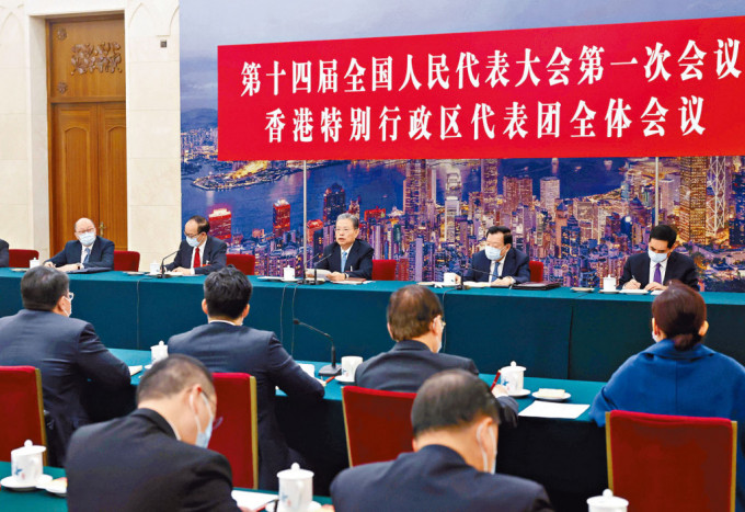 中共中央政治局常委趙樂際，參與港區人大代表團的審議，並提出多項期許。