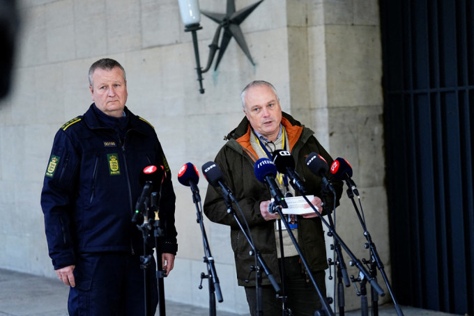 丹麥警方公布在境內拘捕3人，指他們涉嫌策劃恐怖活動，將被控以恐怖主義罪名。路透社