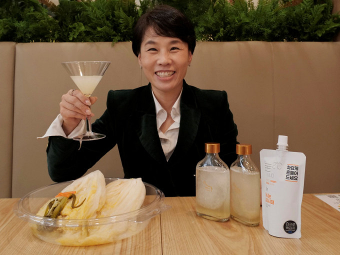泡菜汁饮料的发明者朴允京。路透社图片