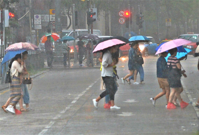 预测未来4日天气多云有雨。资料图片