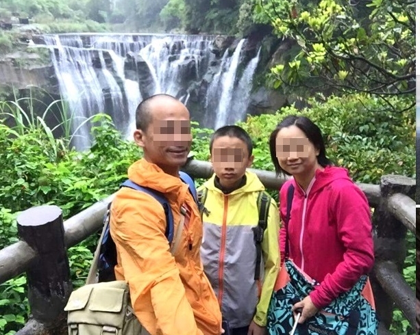 叶氏夫妇喜爱自驾游。左图为前年举家游台湾合照。右图为出事前一天于国家公园游覧，在瀑布拍下打卡照。