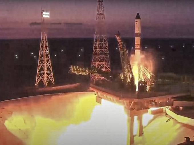 俄羅斯今天成功從哈薩克的貝康諾太空發射場發射1艘無人太空貨運飛船。美聯社圖片